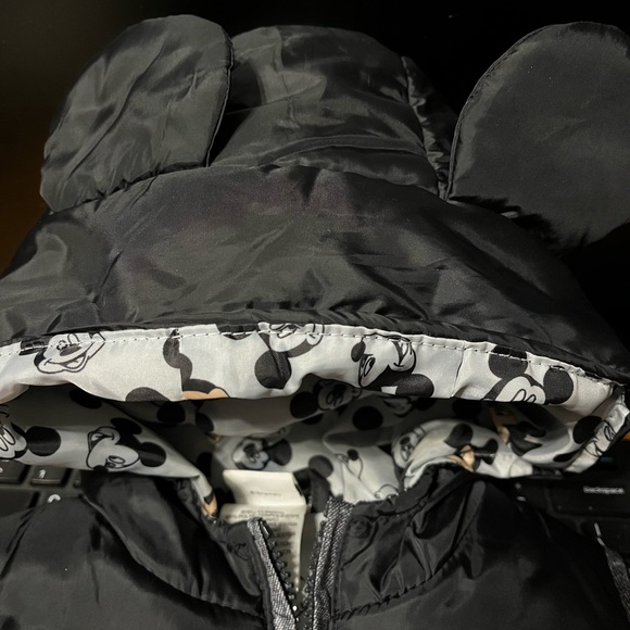 Mickey Mouse Vest Size 3T Grey and black - Picture 2 of 8